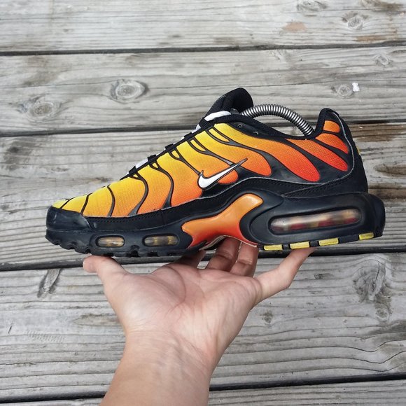 Women Size 10 / Size 8.5 Men Nike Air Max Plus Tiger Running Shoes Sneakers - Picture 3 of 8